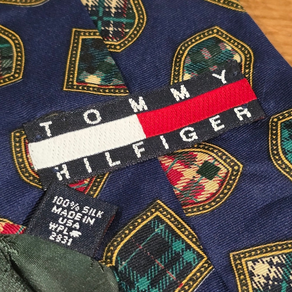 VTG Tommy Hilfiger Silk Tie Navy Blue Plaid Crest Shield 90s Y2K Made in USA - Picture 2 of 6